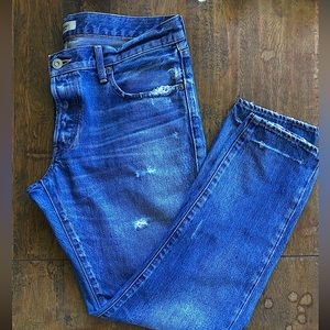 MOUSSY DENIM Women’s Size 31 Distressed Tapered Boyfriend Jean 👖